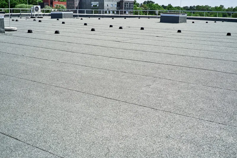 Commercial roofing services for businesses in Mansfield and DFW